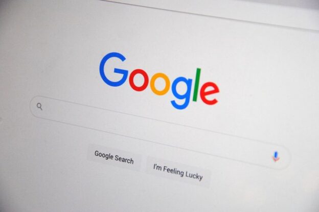 หน้าค้นหา Google บนหน้าจอ
